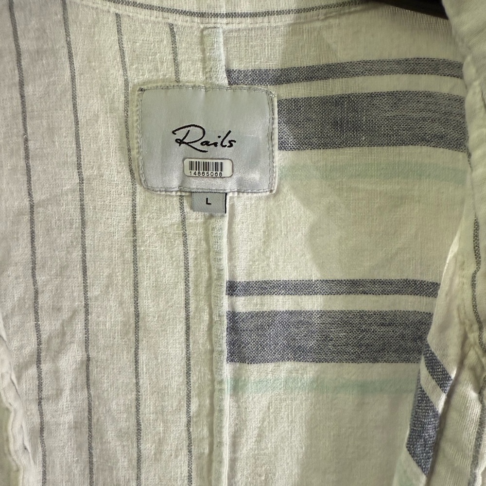 Rails 
Finley Stripe Shirt - Picture 5 of 9